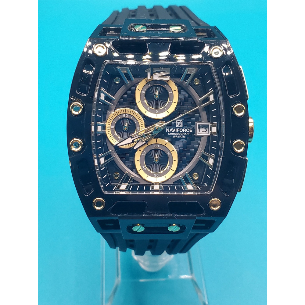 Mens Watch - Picture 2 of 12
